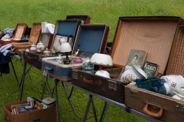 Kofferflohmarkt Seefelder Mühle 2026 Foto_KI-generiert.png