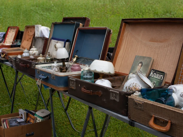 Kofferflohmarkt Seefelder Mühle 2026 Foto_KI-generiert.png