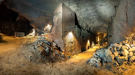 Führungen im Jacobsberg-Stollen Führungen im Jacobsberg-Stollen