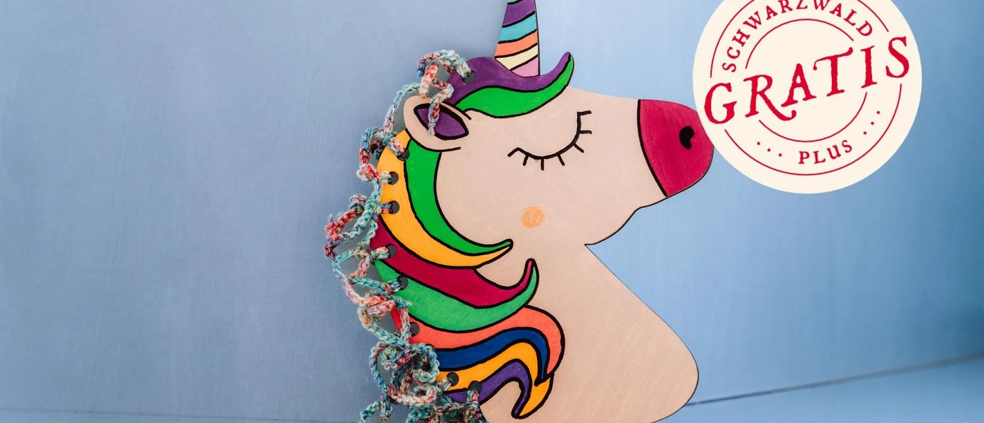 Einhorn aus Holz