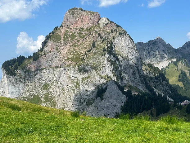 Mythen-Naturrundweg - Blick auf den Grossen Mythen