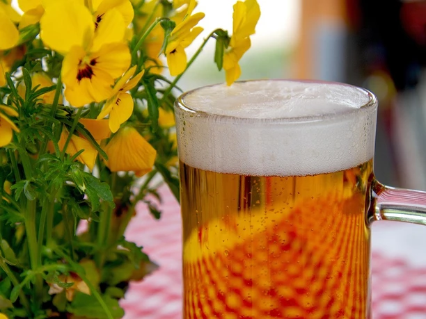 gefülltes Bierglas