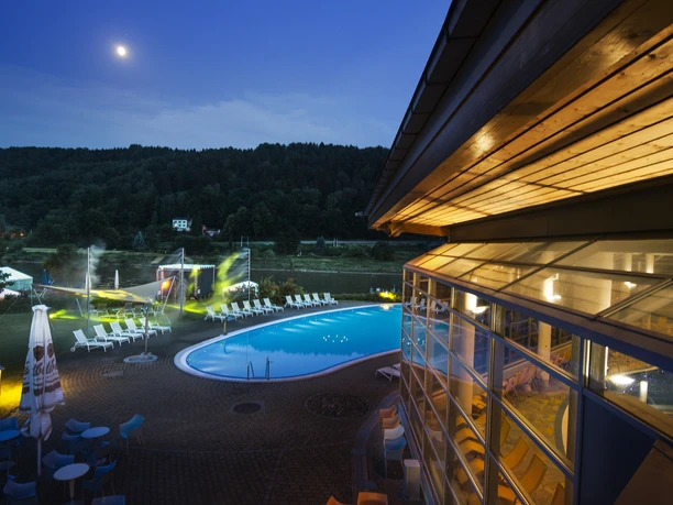 Toskana Therme Bad Schandau in der Nacht