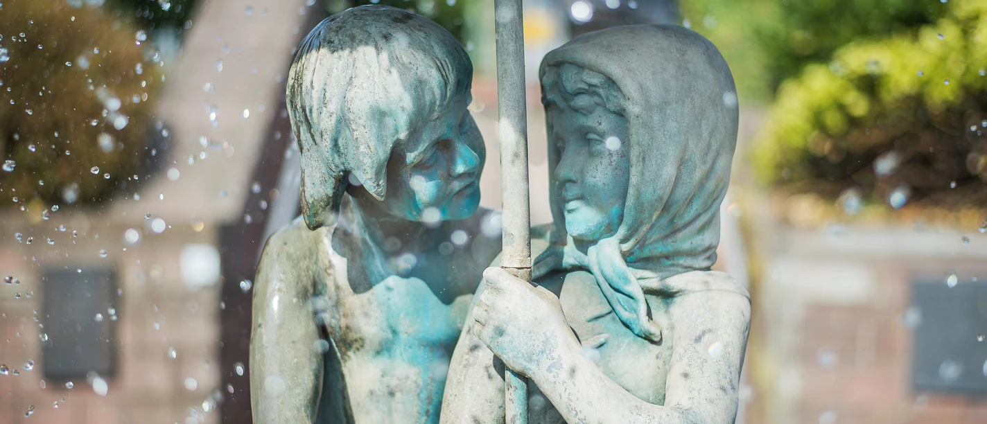 Hänsel-u.Gretel-Brunnen,FotoPASSION,©EBT-PASSION,CC 0(1).jpg