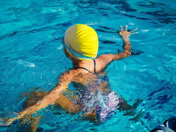 pexels-kindelmedia-Aquagymnastik.jpg