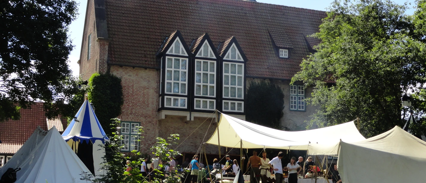 Bild Burgfest.jpg