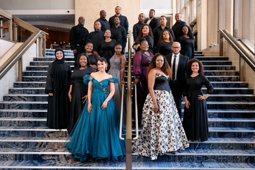 Vokalensemble der Cape Town Opera © Oscar O'Ryan