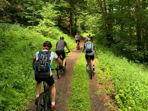 Radfahrer im Hohen Habichtswald