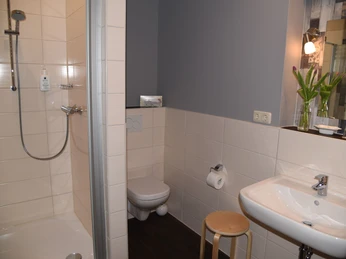 Hartlef´s Gasthof, Beispiel Badezimmer.jpg