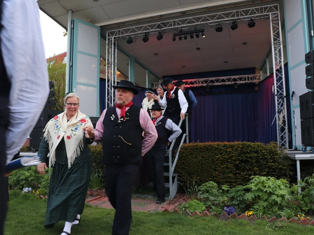 Juister Trachten und Volkstanzgruppe Hupfdohlen