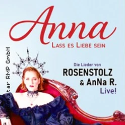 Poster mit elegant gekleideter Frau auf rotem Sofa und Schriftzug zur Musikshow Anna