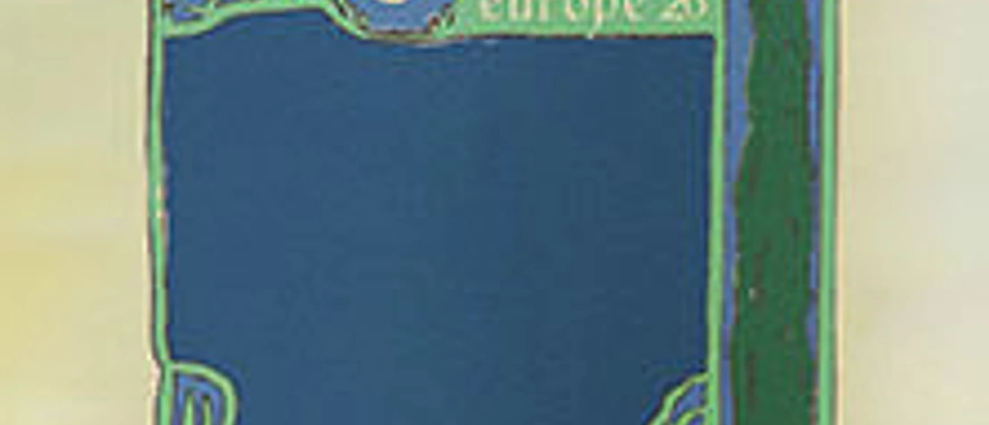 Verziertes Poster mit Schrift, blau-grünem Rahmen, Hirsch und Bäumen im unteren Bereich