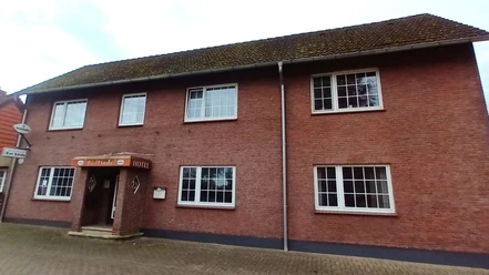 Straßenansicht Hotel Zur Linde in Salzgitter-Beddingen