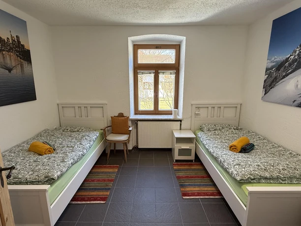 05-Alpenresidenz-Eschenlohe-Murnauer-Str-7-Schlafz