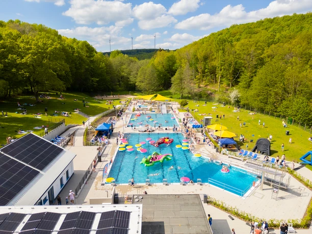 Freibad Freudenberg.jpg
