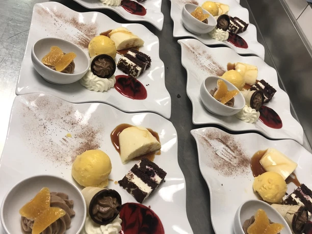 Restaurant_Bahnhöfli_Triengen_Dessert.jpg