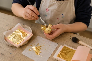 Kurs (06) für Kinder: Vergolden mit Blattgold - Kunst & Natur-Kulturwoche auf Schloss Benkhausen
