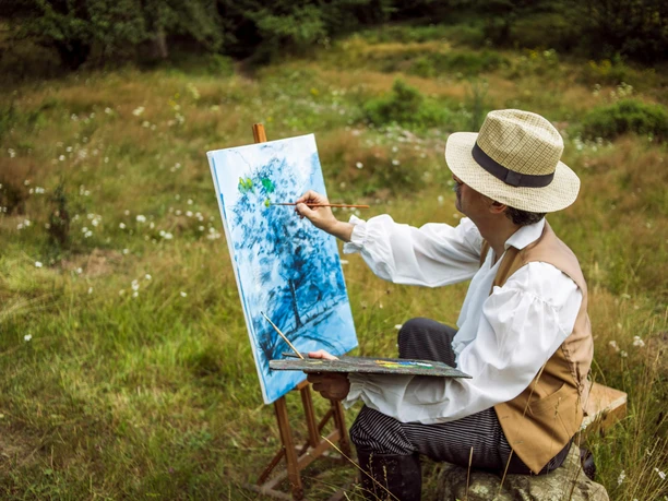 Malen en plein air - ob auf Streuobstwiese oder im Schlosspark auf Schloss Benkhausen_pexels-gioele-fazzeri-2735282-5725985.jpg