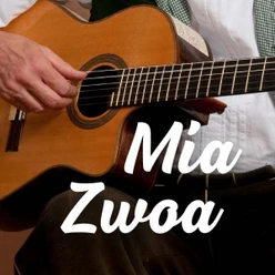Mia Zwoa Pressephoto.jpg