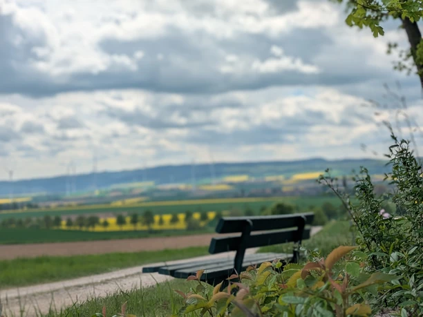 Rastplatz, Vardeilsen, Ausblick Leinetal