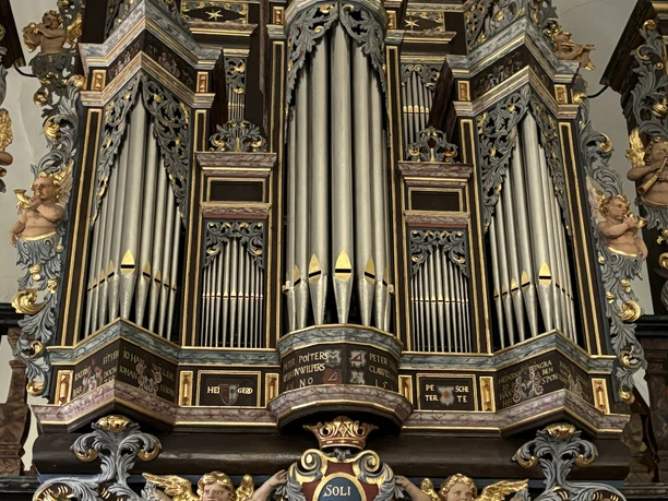 Orgel-St.-Nicolai.jpg
