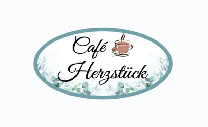 Café Herzstücke Ovales Logo mit Schriftzug Café Herzstück, einer Kaffeetasse und grünen Zweigen.