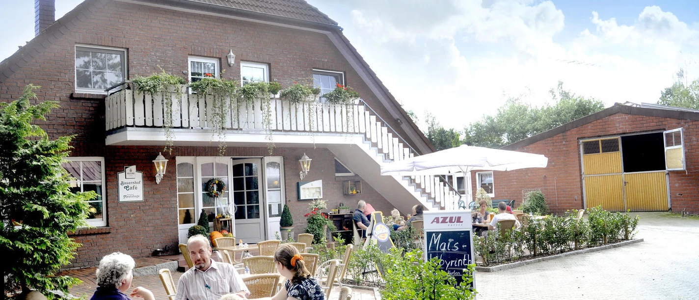 Ferienhof_Meutstege_Bauernhofcafe.jpg