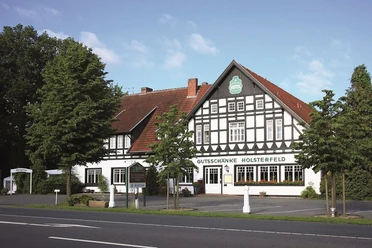 Gutsschaenke_Holsterfeld_Front_nah_Aussenansicht_mini.jpg