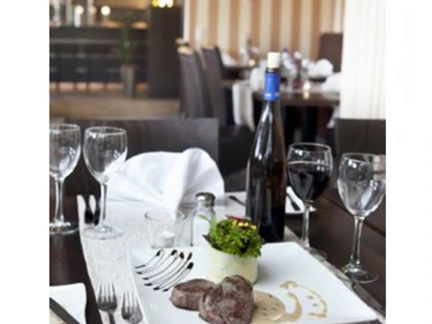 Hotel_Tiek_-_Restaurant_Teller.jpg