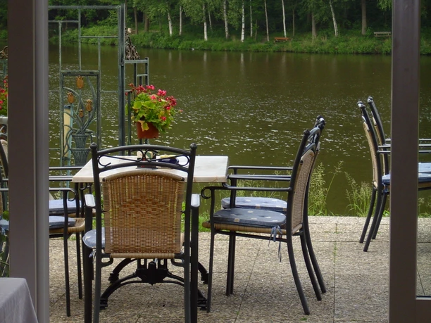 seeterrasse-ausblick-brunausee