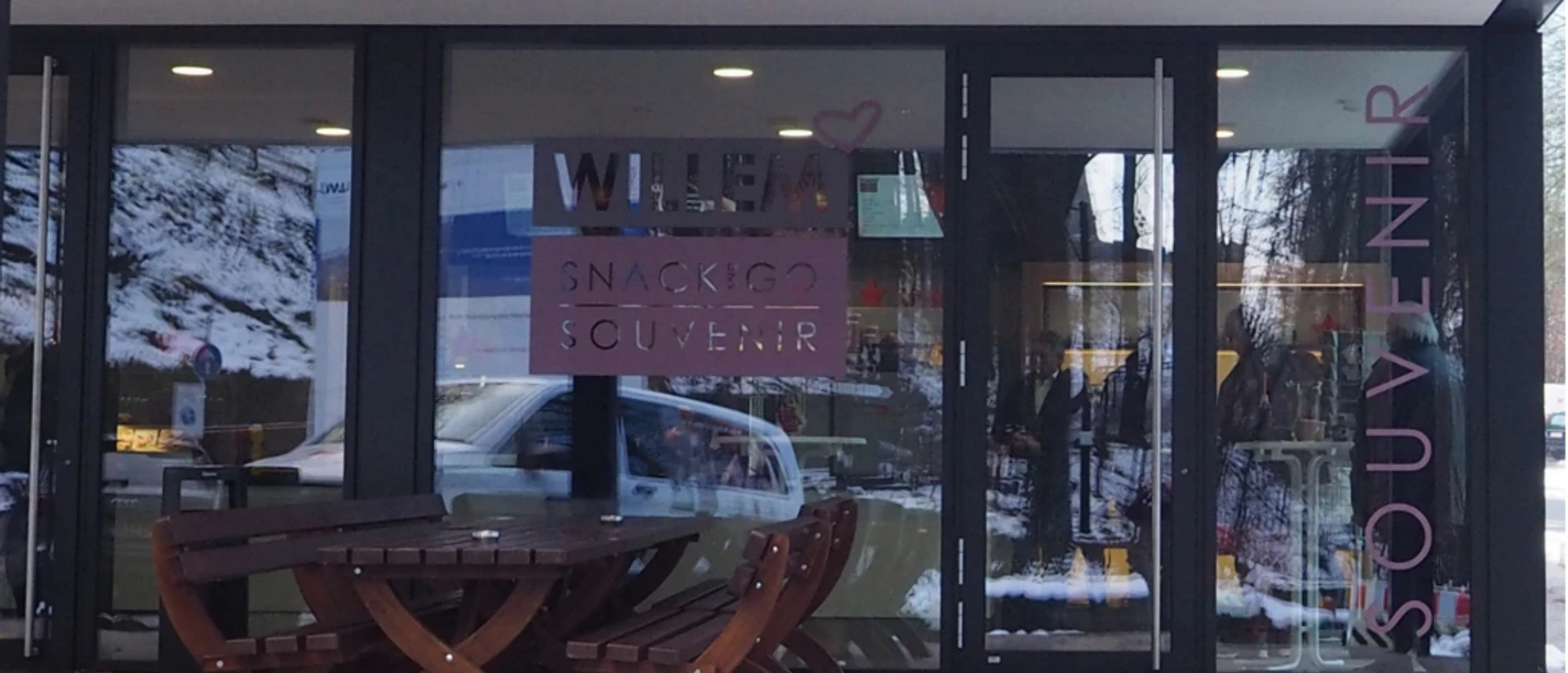 Frontansicht Kiosk Frontansicht Kiosk