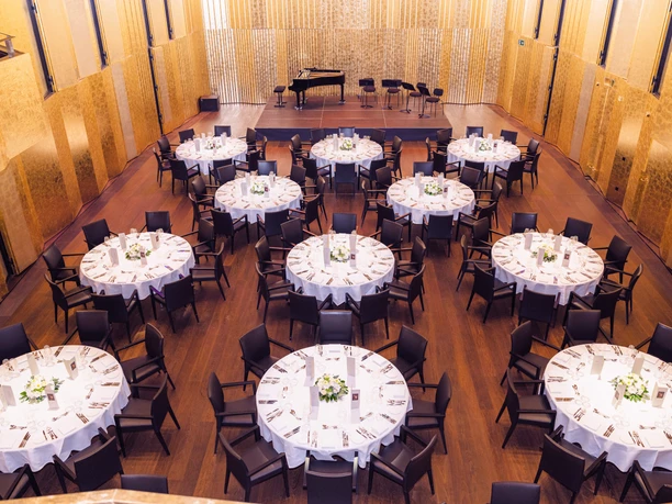 Winter Package in the Golden Hall