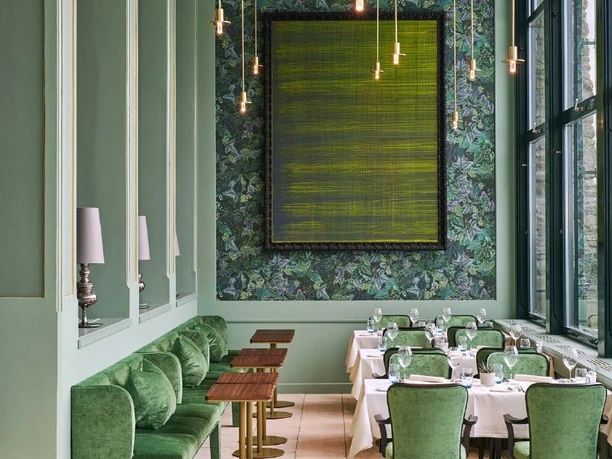 Restaurant 2.jpg