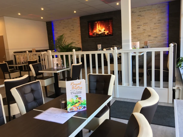 royal-bistro-restaurant