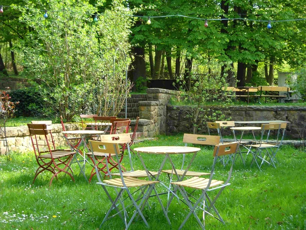 Garten Bildungsstätte Einschlingen.JPG