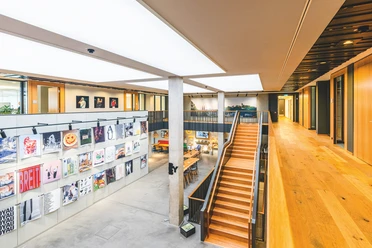 Volksbank Lobby.jpg