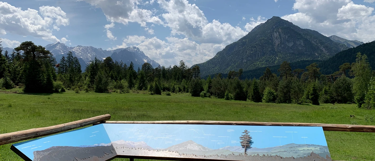 Panoramaterrasse_c_Tourist-Information Farchant.jpg