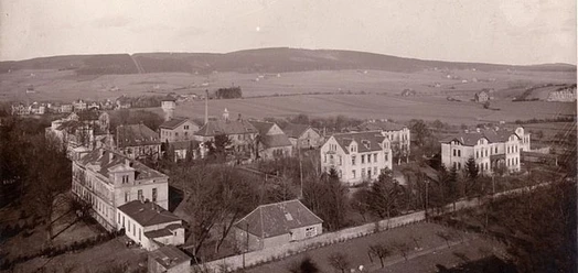 selected_csm_cropmiddle_Pressebild_OEffentliche_Thematische_Stadtfuehrung_Annette_Paschke-Lehmann_8ae4ca5329.jpg