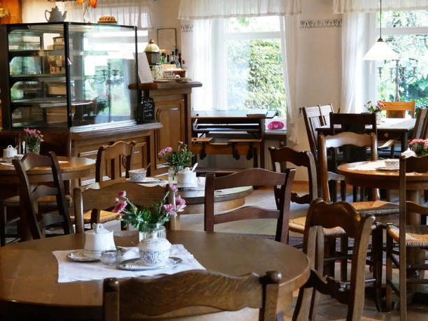 Landcafe-Neumann-innen