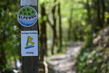 Wegweiser Bestwiger BestWeg Ostwig im Elpetal