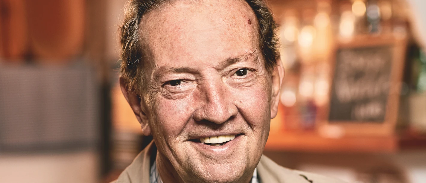 Pressebild_martinwalker_cfoto-klaus-maria-einwanger-diogenes-verlag_72dpi.jpg