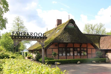 faehrkroog-aussenansicht