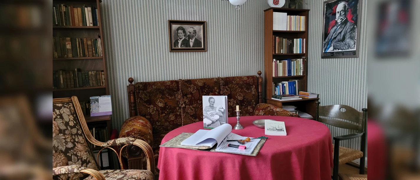 Freudenthal-Zimmer_1920-1080.jpg