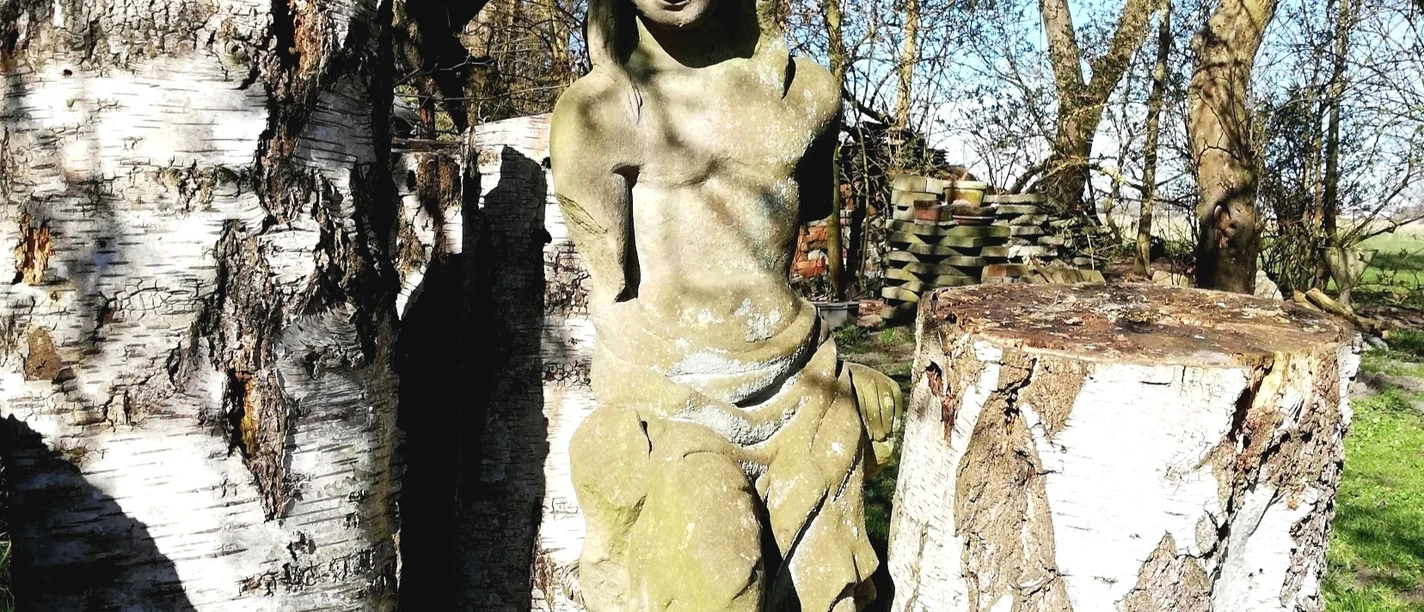 Sandsteinfigur bei Josenburg