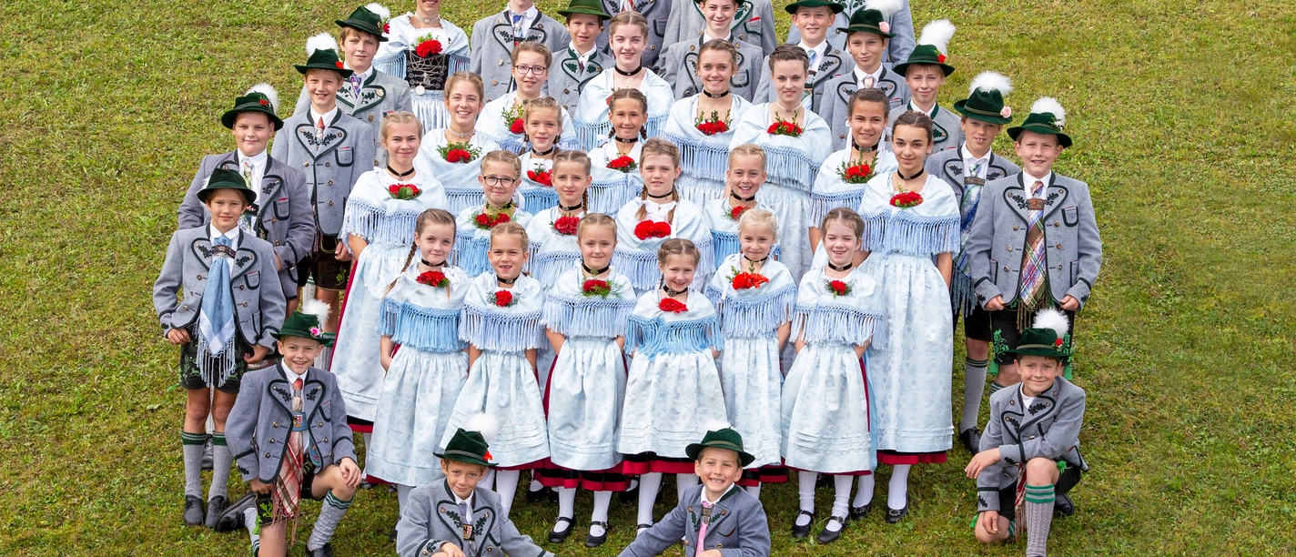 8 Jugendgruppe.jpg