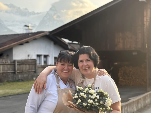 Uschi Glas & Kerstin Schumann Ishizuka