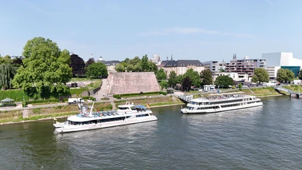 Luftbild MS Rheinprinzessin und MS Filia Rheni