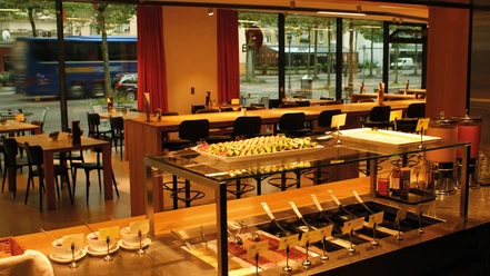 restaurant-3-a-buffet