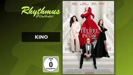 Filmplakat Der Teufel trägt Prada 2 mit vier elegant gekleideten Personen auf Treppe