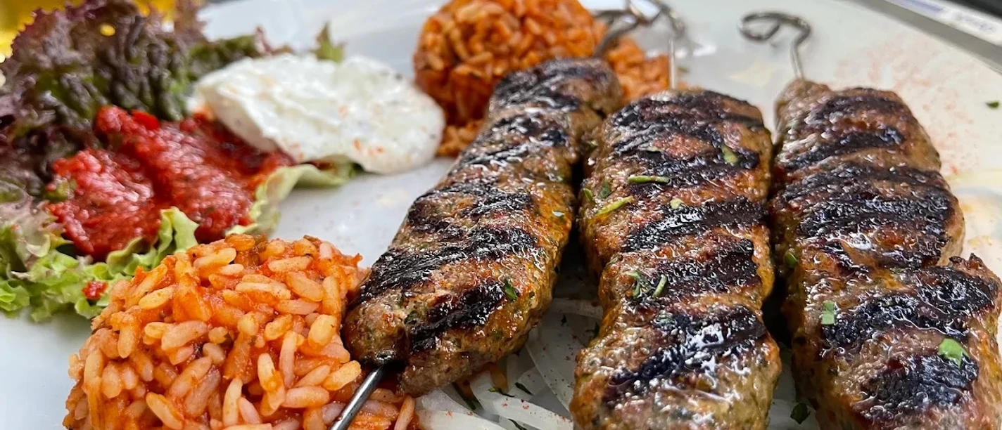 Restaurant-Samos_c-Tobias-König.jpeg